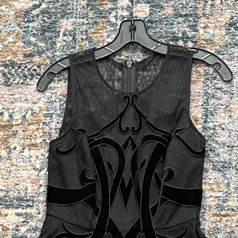 BCBG MaxAzria Dress - Picture 4 of 13